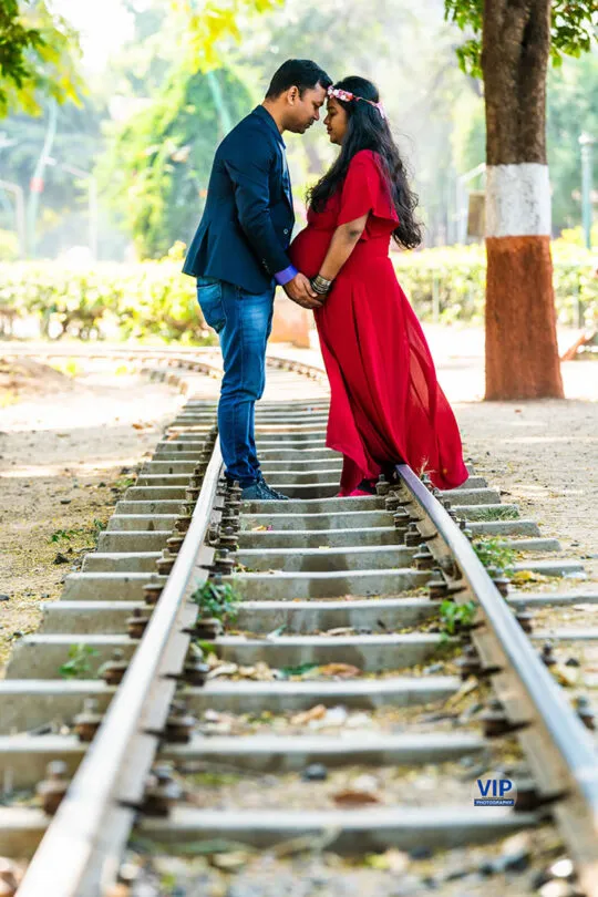 professional maternity photos india